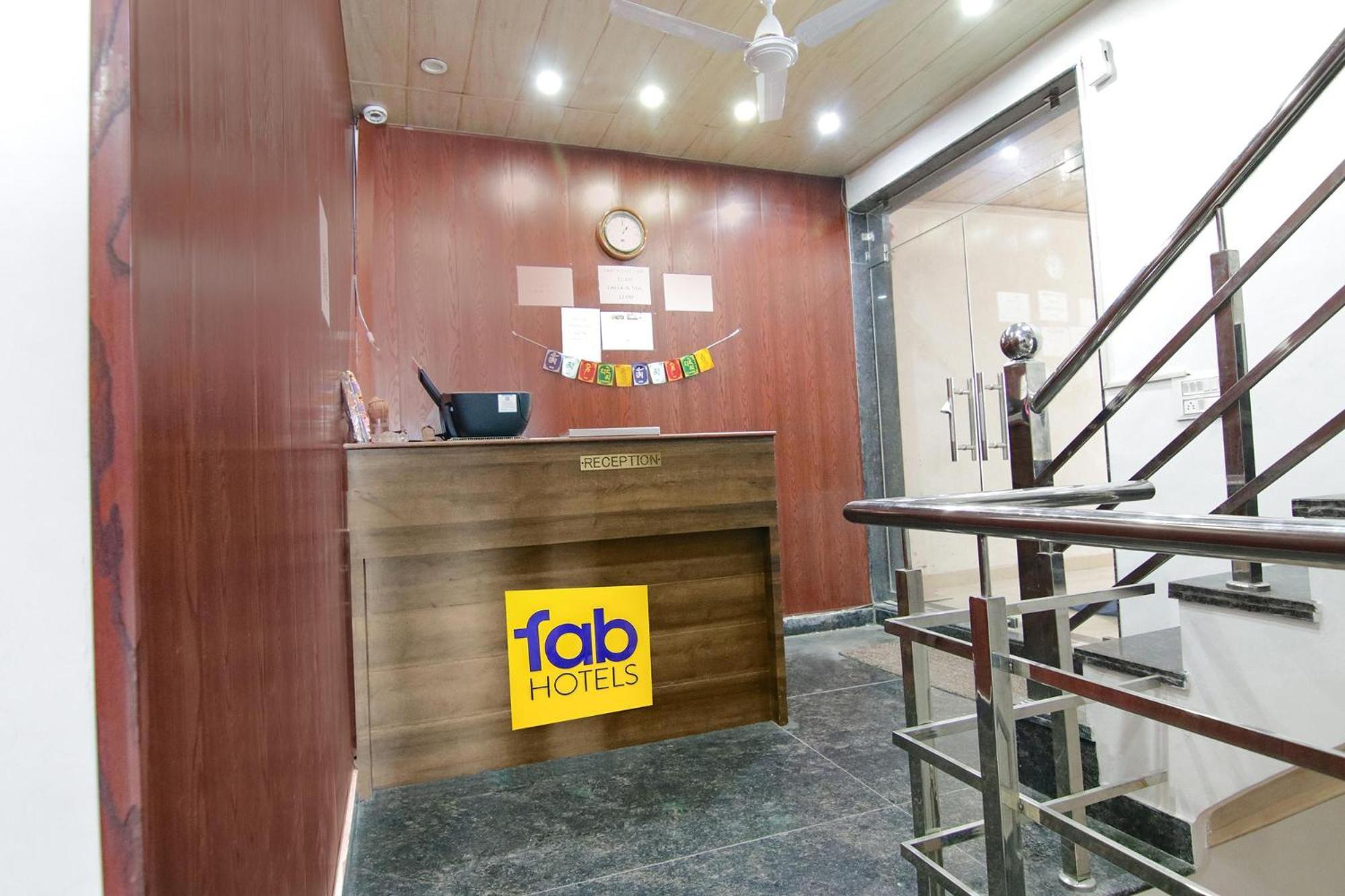 Fabexpress Kalsia Homestay - Nr Radha Krishna Mandir Mussoorie Exterior foto